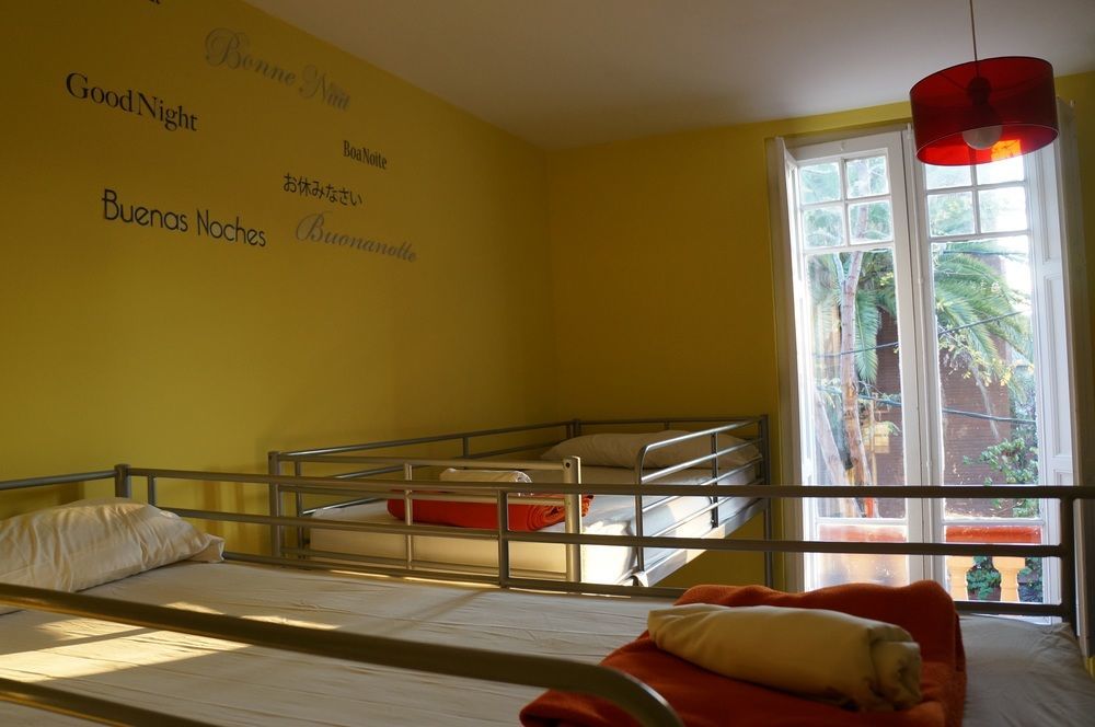 Garden House Hostel Barcelona By Feetup Hostels Εξωτερικό φωτογραφία