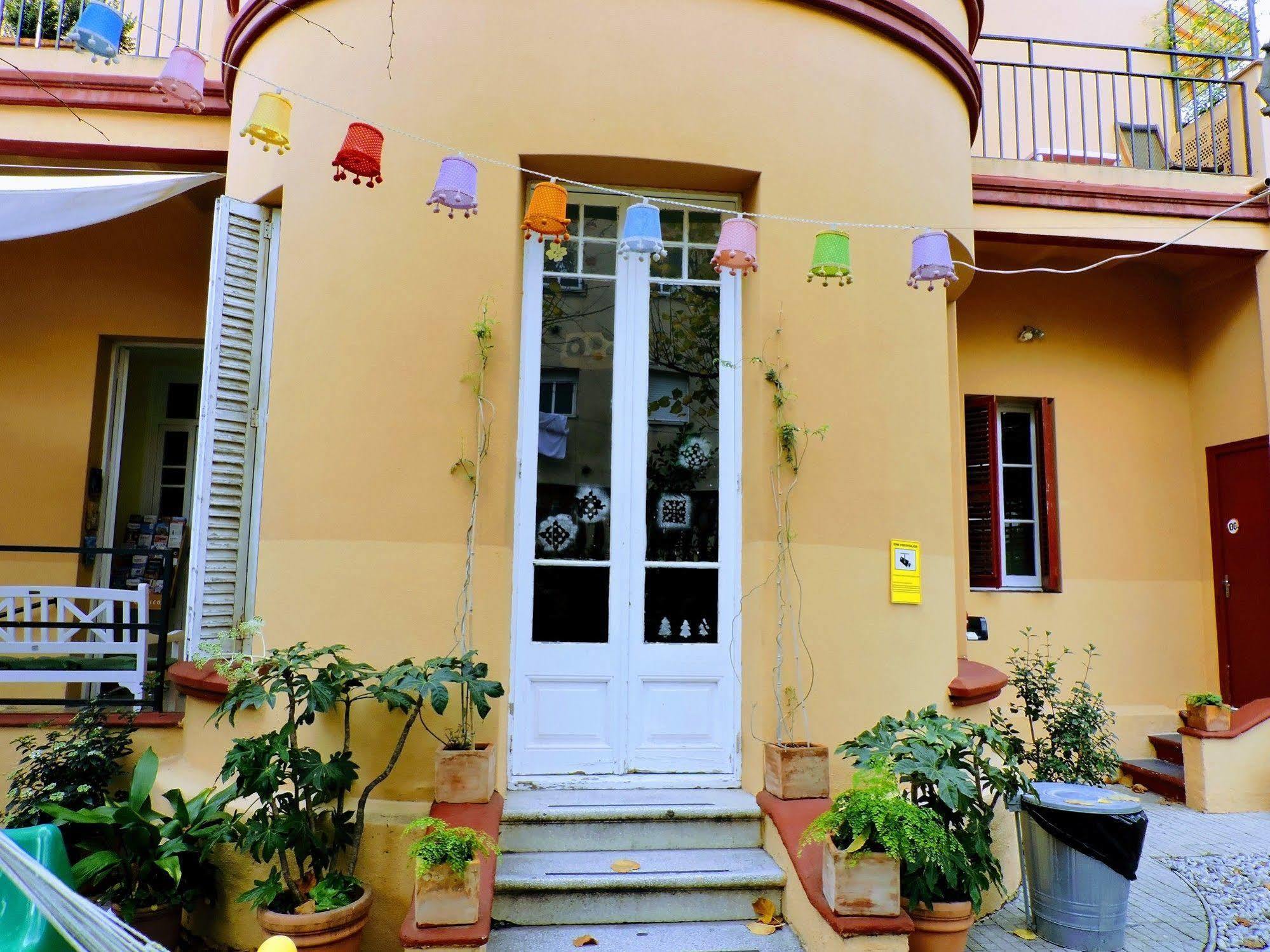Garden House Hostel Barcelona By Feetup Hostels Εξωτερικό φωτογραφία