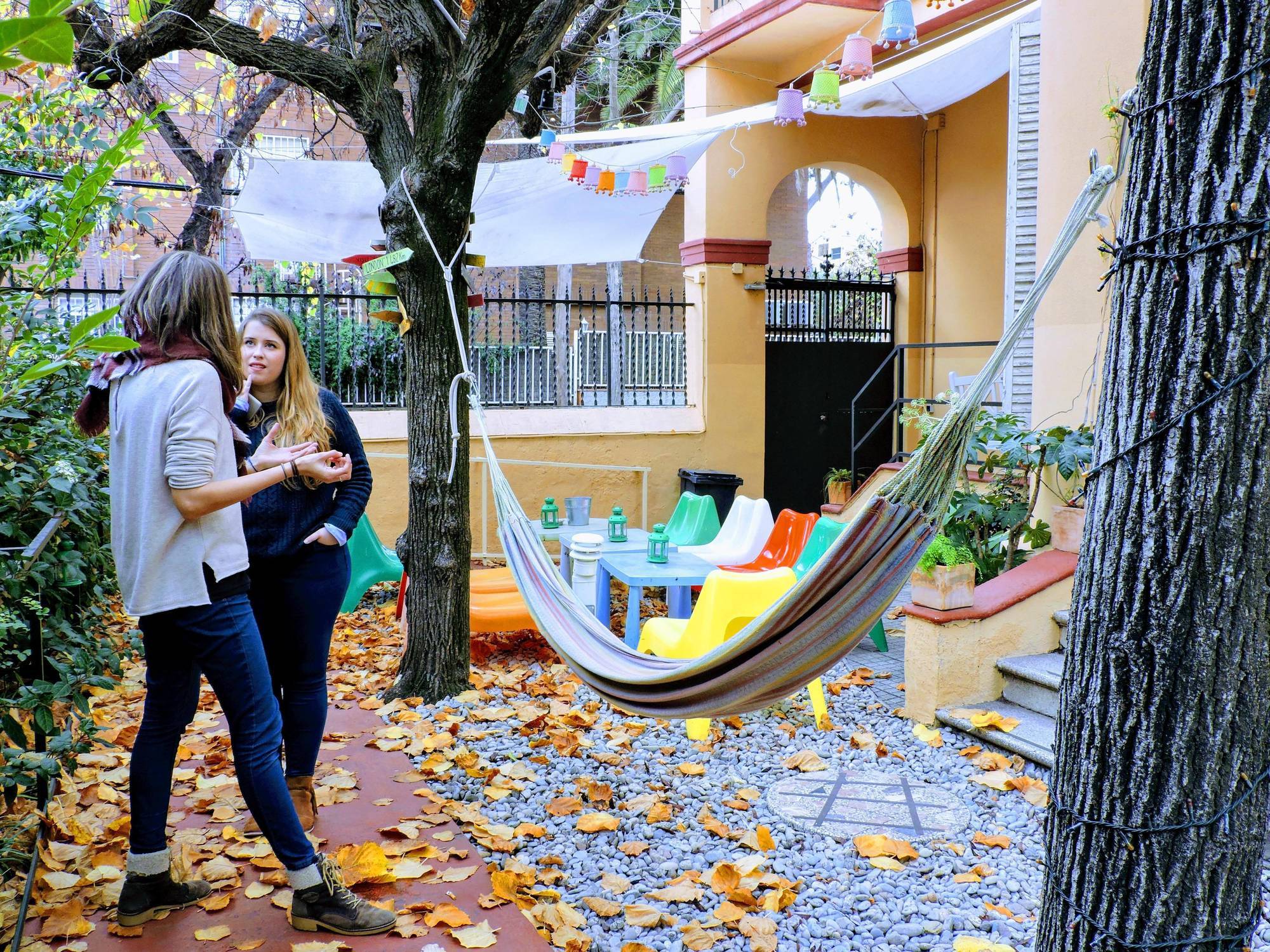 Garden House Hostel Barcelona By Feetup Hostels Εξωτερικό φωτογραφία