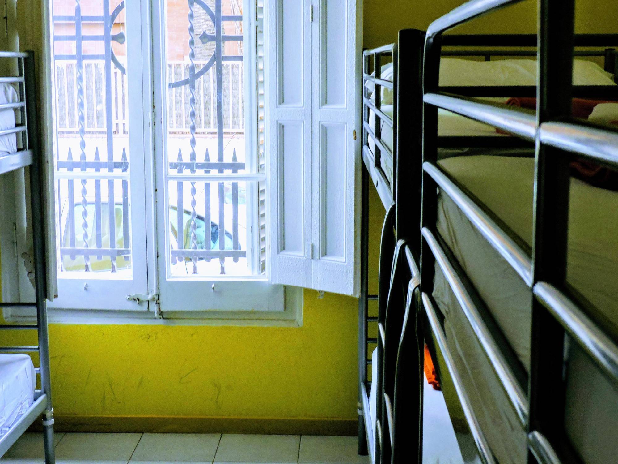 Garden House Hostel Barcelona By Feetup Hostels Εξωτερικό φωτογραφία